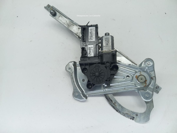 807310246R ELEVALUNAS PUERTA LAT DEL IZQ RENAULT MEGANE III Fastback (BZ0_)|Desguaces La Cabaña