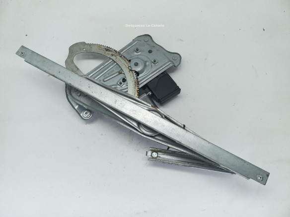 807301396R ELEVALUNAS PUERTA LAT DEL DER RENAULT MEGANE III Fastback (BZ0_)|Desguaces La Cabaña