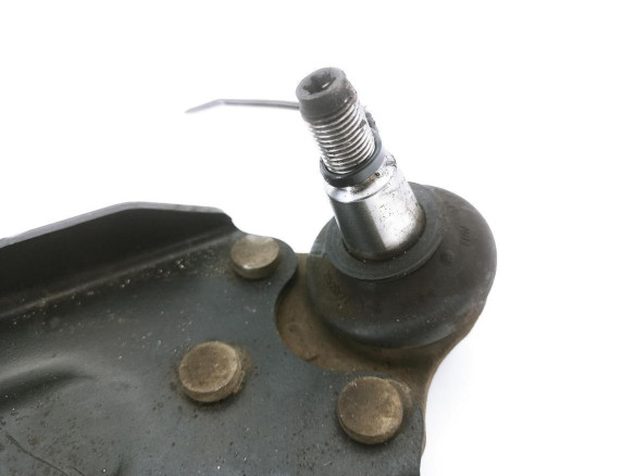 545014055R BRAZO SUSPENSION DEL IZQ INF RENAULT MEGANE III Fastback (BZ0_)|Desguaces La Cabaña