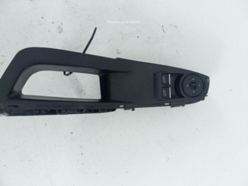 10109291 MANDO ELEVALUNAS PUERTA LAT DEL IZQ FORD FIESTA VI Van|Desguaces La Cabaña