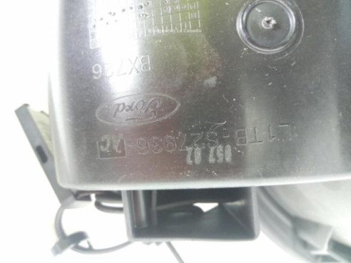2266540 TAPA COMBUSTIBLE FORD FOCUS IV Turnier (HP)|Desguaces La Cabaña