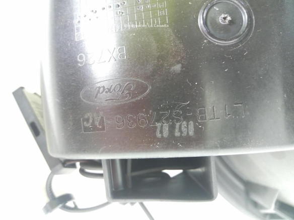 2266540 TAPA COMBUSTIBLE FORD FOCUS IV Turnier (HP)|Desguaces La Cabaña