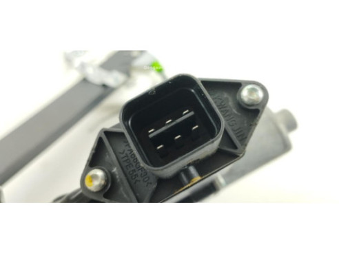 98811CZ020 ELEVALUNAS PUERTA LAT DEL IZQ SSANGYONG KORANDO (CK)|Desguaces La Cabaña