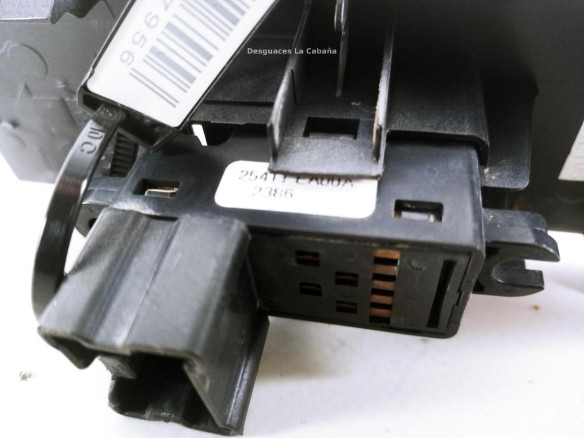 25411EA007 MANDO ELEVALUNAS PUERTA LAT TRA DER NISSAN NP300 NAVARA (D40)|Desguaces La Cabaña