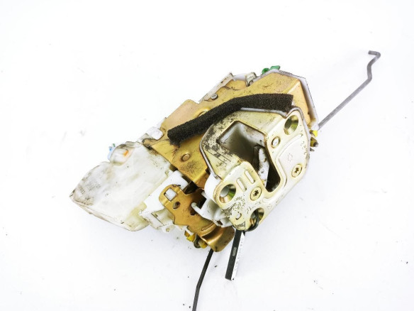 805525P003 CERRADURA PUERTA LAT TRA DER NISSAN PICK UP (D22)|Desguaces La Cabaña