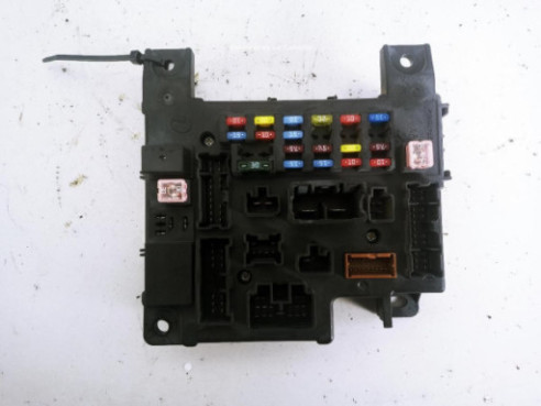 8637A319 CAJA FUSIBLES INTERIOR (BSI) CITROEN C-CROSSER (EP_)|Desguaces La Cabaña