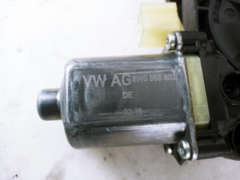 8W0959802 ELEVALUNAS PUERTA LAT DEL IZQ VW CRAFTER Furgón (SY_)|Desguaces La Cabaña