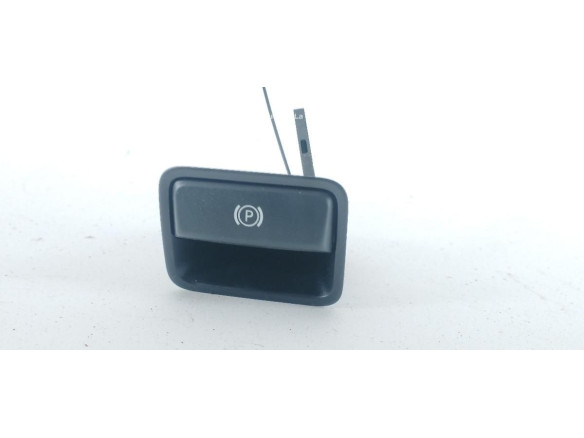 A2469050451 INTERRUPTOR FRENO MANO ELECTRICO MERCEDES BENZ CLASE GLA (X156)|Desguaces La Cabaña
