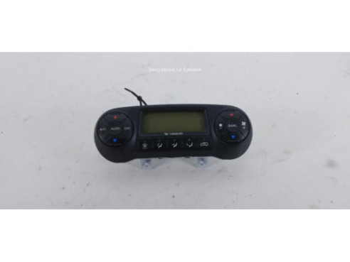 972502Y301 MANDO CLIMA HYUNDAI ix35 (LM, EL, ELH)|Desguaces La Cabaña