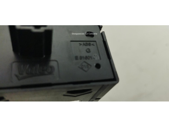 252100001R INTERRUPTOR WARNING RENAULT MEGANE III Grandtour (KZ0/1)|Desguaces La Cabaña