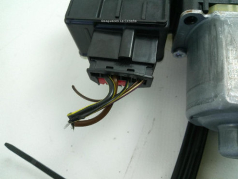 ELEVALUNAS PUERTA LAT TRA DER SEAT LEON (5F1)|Desguaces La Cabaña