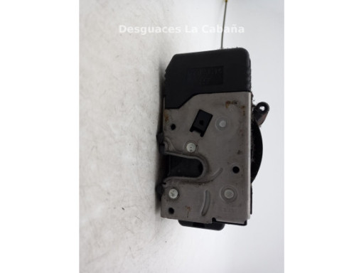 CERRADURA PUERTA LATERAL DELANTERA DERECHA|Desguaces La Cabaña