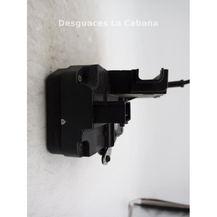 CERRADURA PUERTA LAT DEL DER RENAULT TRAFIC II Furgón (FL) |Desguaces La Cabaña