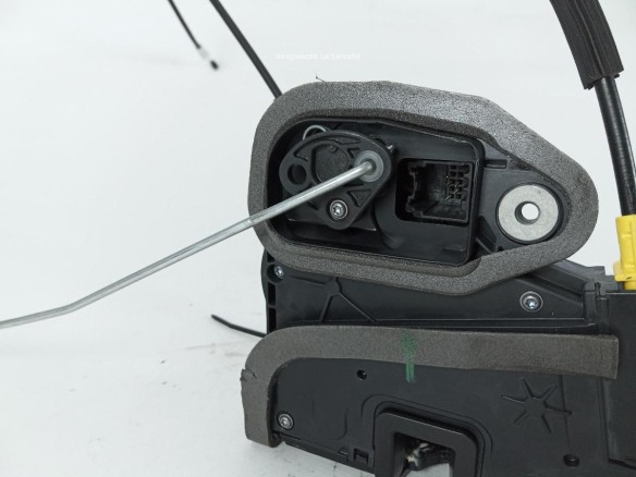 13597536 CERRADURA PUERTA LAT DEL IZQ OPEL ASTRA K (B16) |Desguaces La Cabaña