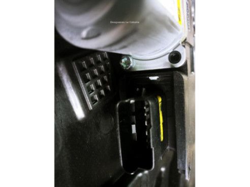 82460J7010 ELEVALUNAS PUERTA LAT DEL DER KIA CEED (CD)|Desguaces La Cabaña