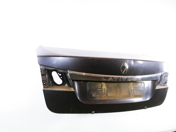 901002987R TAPA MALETA RENAULT LATITUDE (L70_)|Desguaces La Cabaña