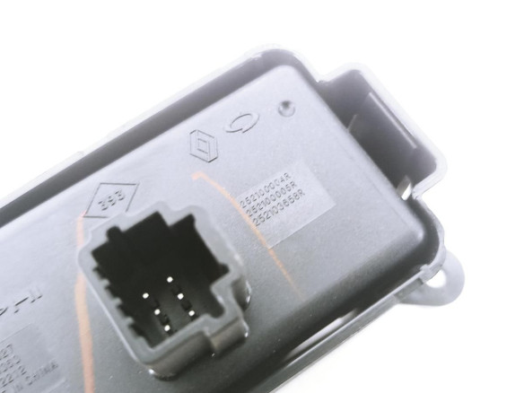 252100004R INTERRUPTOR WARNING RENAULT LATITUDE (L70_)|Desguaces La Cabaña