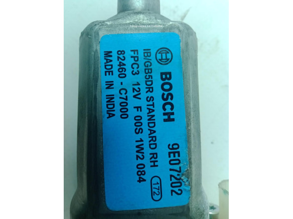 82402-C7010 ELEVALUNAS PUERTA LAT DEL DER HYUNDAI i20 (GB) |Desguaces La Cabaña