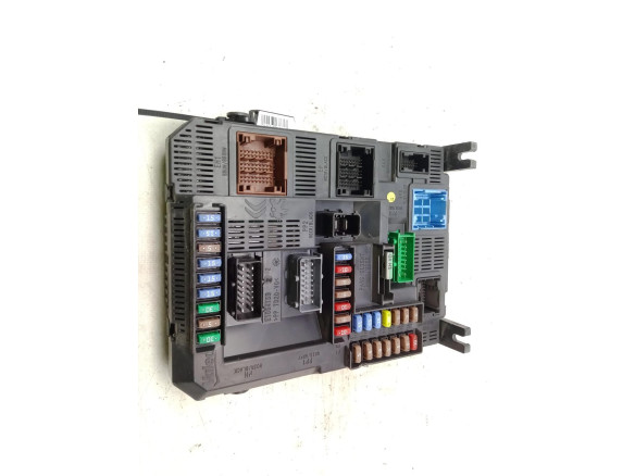 9807531680 CAJA FUSIBLES INTERIOR (BSI) CITROEN C4 CACTUS|Desguaces La Cabaña