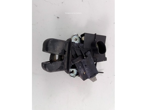 4F5827505D CERRADURA PORTON / TAPA MALETA SEAT EXEO (3R2) |Desguaces La Cabaña