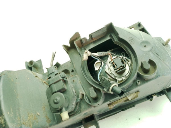 7700377194 FARO DERECHO OPEL MOVANO Furgón (X70)|Desguaces La Cabaña