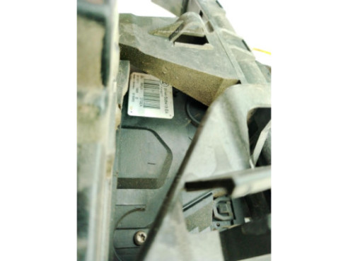 8V4AS26413EA CERRADURA PUERTA LAT TRA IZQ FORD KUGA I|Desguaces La Cabaña