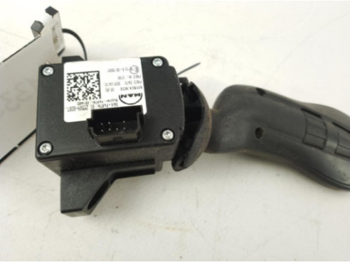 81255090207 MANDO LIMPIAPARABRISAS MAN TGX II|Desguaces La Cabaña