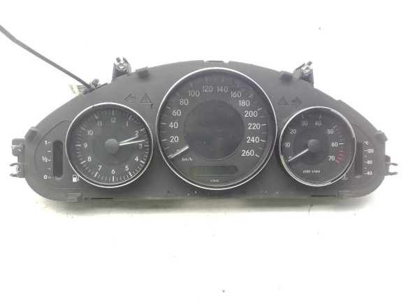 A2195405211 CUADRO INSTRUMENTOS MERCEDES BENZ CLS (C219)|Desguaces La Cabaña