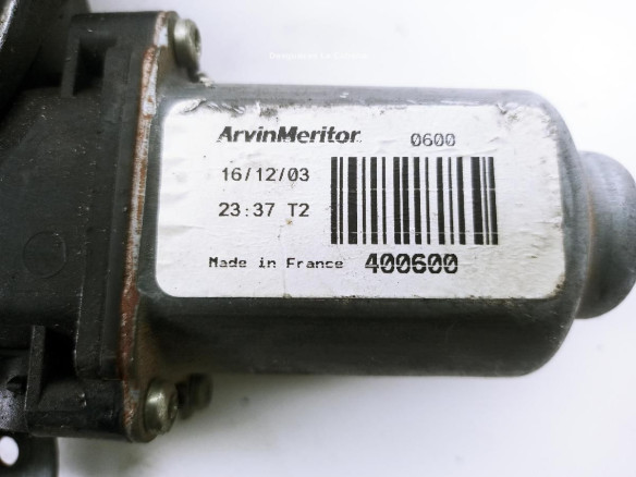 ELEVALUNAS PUERTA LAT TRA DER NISSAN PRIMERA Hatchback (P12)|Desguaces La Cabaña