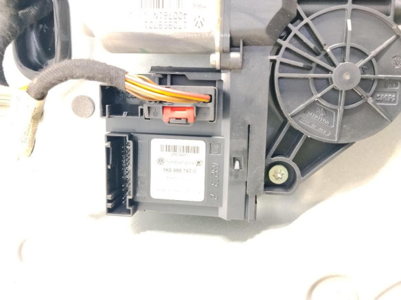 2K1837751AS ELEVALUNAS PUERTA LAT DEL IZQ VW CADDY III Variant (2KB, 2KJ, 2CB, 2CJ)|Desguaces La Cabaña