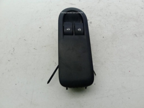   MANDO ELEVALUNAS PUERTA LAT DEL DER RENAULT SCENIC II (JM0/1_)|Desguaces La Cabaña
