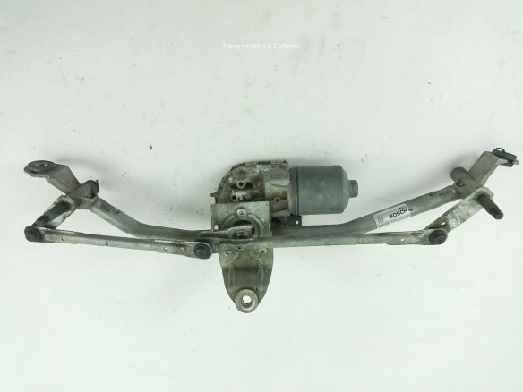 20151015 MOTOR LIMPIAPARABRISAS DEL BMW X3 (F25) |Desguaces La Cabaña