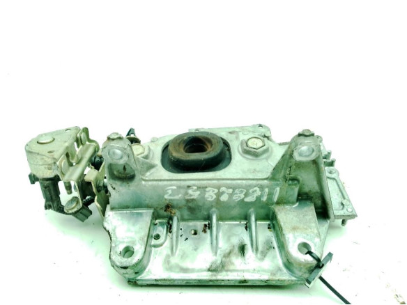 038122 SOPORTE MOTOR IZQ NISSAN JUKE (F15)|Desguaces La Cabaña