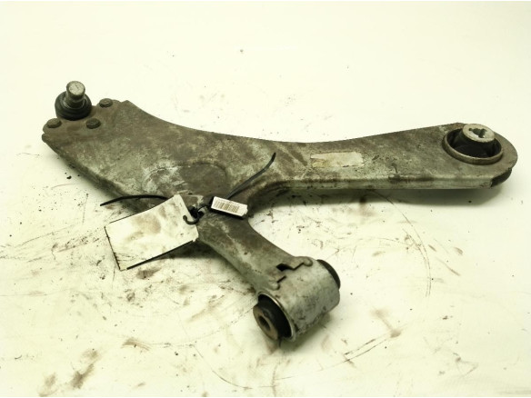 9831682780 BRAZO SUSPENSION DEL DER INF PEUGEOT 2008 II|Desguaces La Cabaña