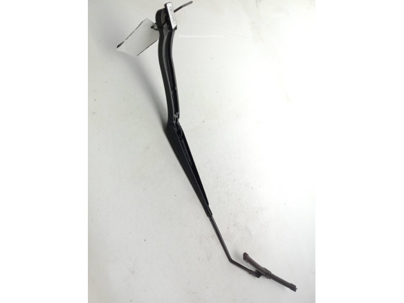 0000052108468 BRAZO LIMPIAPARABRISAS DEL DER FIAT 500X (334_)|Desguaces La Cabaña