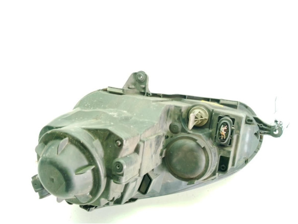 1K6941030C ,1K6941006N FARO DERECHO VW GOLF V (1K1)|Desguaces La Cabaña