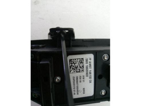 AM5T14A132CA MANDO ELEVALUNAS PUERTA LAT DEL IZQ FORD FOCUS III Turnier |Desguaces La Cabaña
