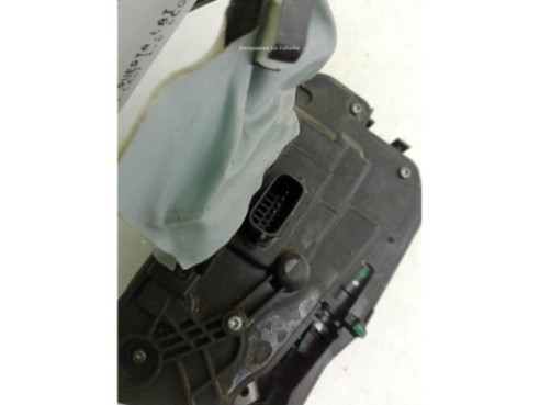 2725408 CERRADURA PUERTA LAT TRA IZQ FORD FOCUS IV (HN)|Desguaces La Cabaña