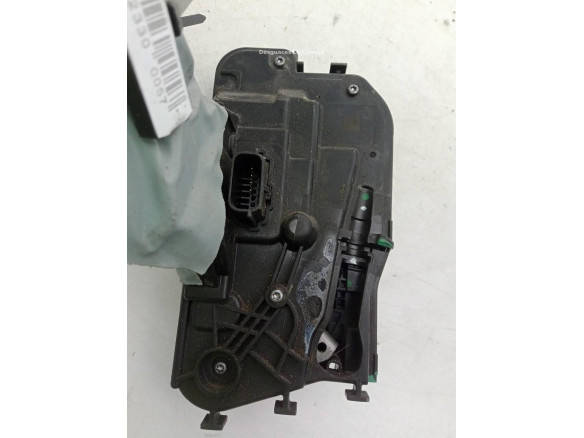 2725408 CERRADURA PUERTA LAT TRA IZQ FORD FOCUS IV (HN)|Desguaces La Cabaña