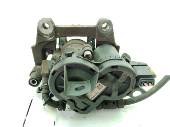 31471267 PINZA TRA IZQ VOLVO S90 II (234)|Desguaces La Cabaña