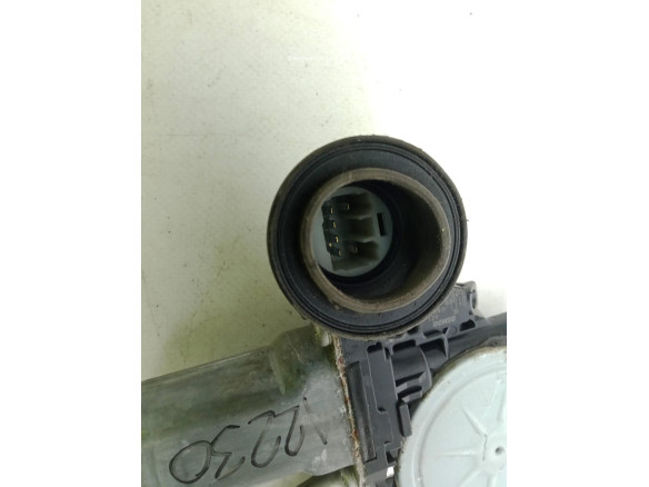 ELEVALUNAS PUERTA LAT DEL IZQ LEXUS IS II (_E2_)|Desguaces La Cabaña