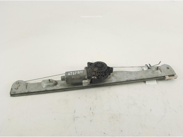 0130821700 ELEVALUNAS PUERTA LAT DEL DER NISSAN ATLEON|Desguaces La Cabaña