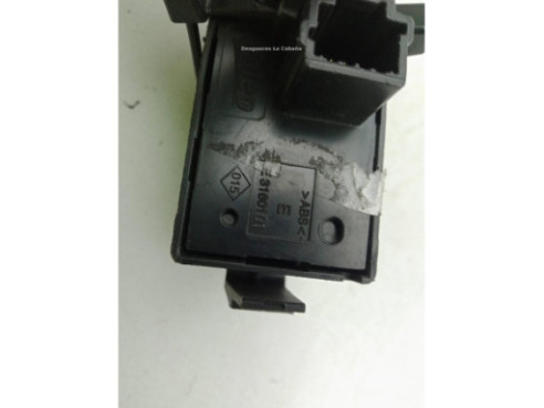 INTERRUPTOR WARNING RENAULT CLIO III (BR0/1, CR0/1)|Desguaces La Cabaña