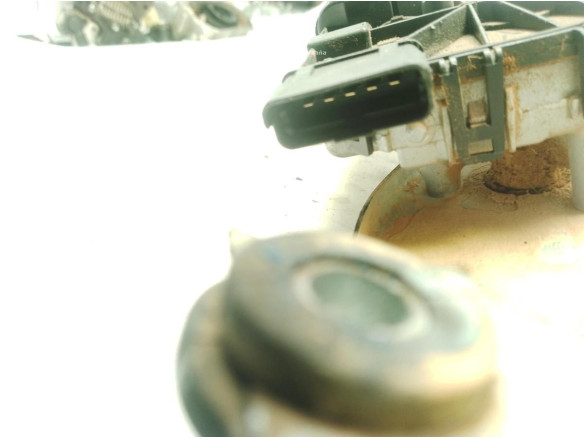 MOTOR LIMPIAPARABRISAS DEL DACIA DUSTER|Desguaces La Cabaña