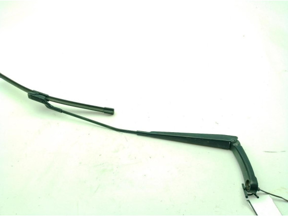 3C8955410B BRAZO LIMPIAPARABRISAS DEL DER VW CC (358)|Desguaces La Cabaña