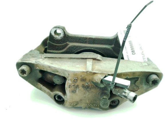   PINZA DEL IZQ VOLVO XC90 I (275)|Desguaces La Cabaña