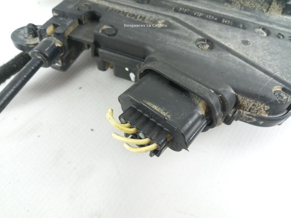 805022764R CERRADURA PUERTA LAT DEL DER RENAULT CAPTUR (J5_, H5_) |Desguaces La Cabaña