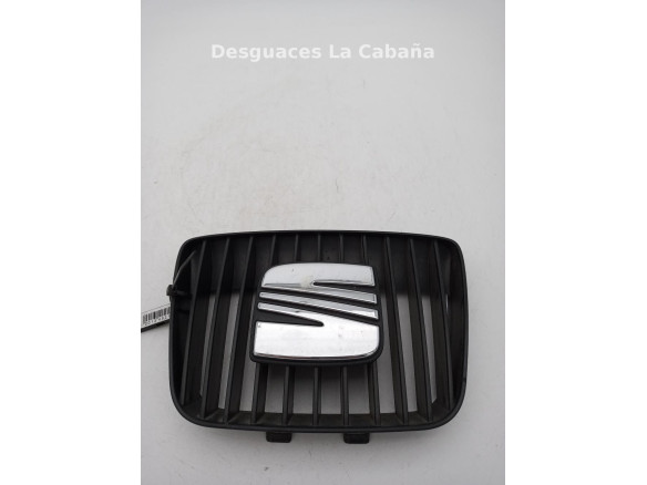 6K0853679A REJILLA / CALANDRA SEAT IBIZA II (6K1)|Desguaces La Cabaña