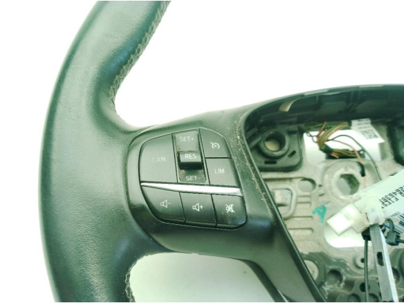 2372529 34264638B VOLANTE DIRECCION FORD FIESTA VII|Desguaces La Cabaña