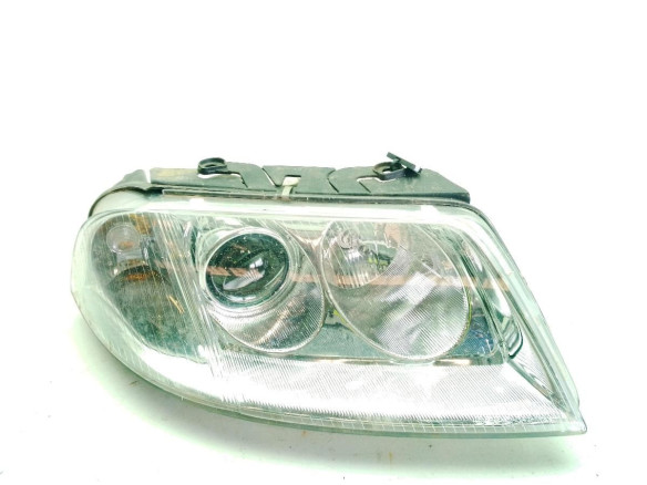   FARO DERECHO VW PASSAT (3B3)|Desguaces La Cabaña